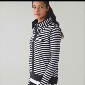 Lululemon In A Cinch Reversible Sweater